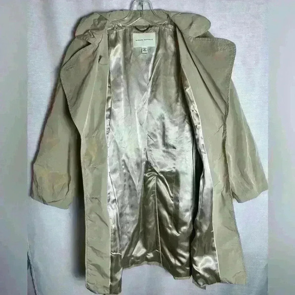 Banana Republic women’s jacket, button up with tie, size M petite - Picture 3 of 7